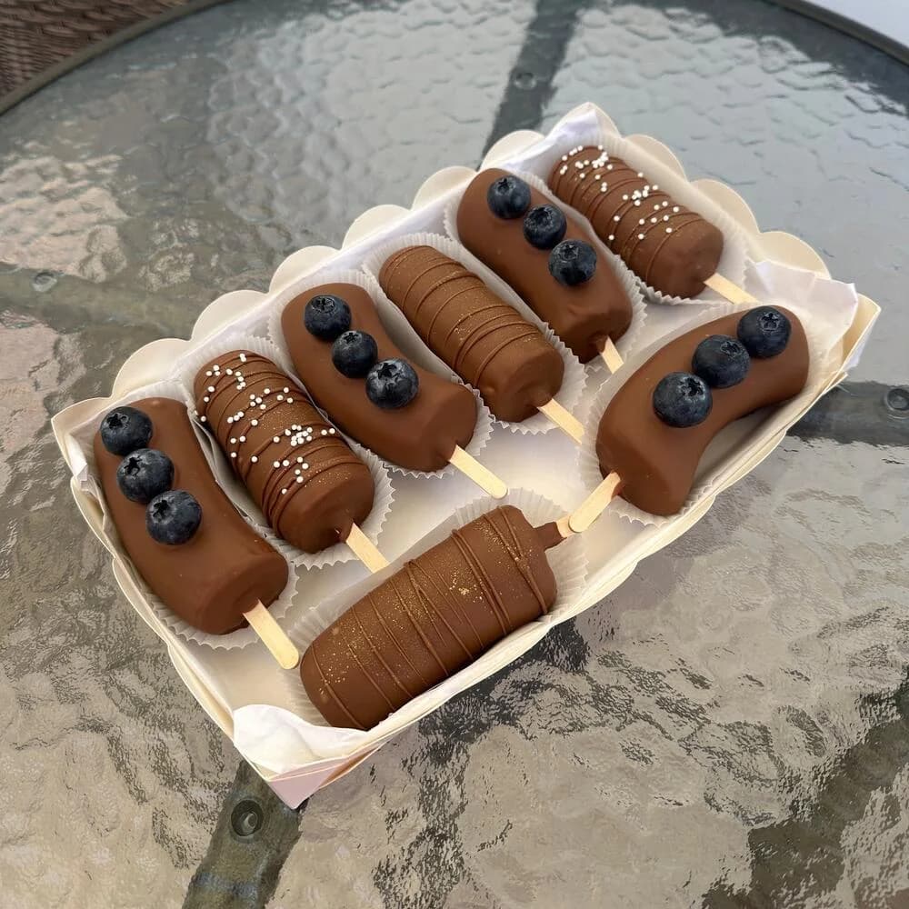 Набор из 8 порций банана в бельгийском шоколаде «Вкусный» - клубника в шоколаде 9 штук в Краснодаре