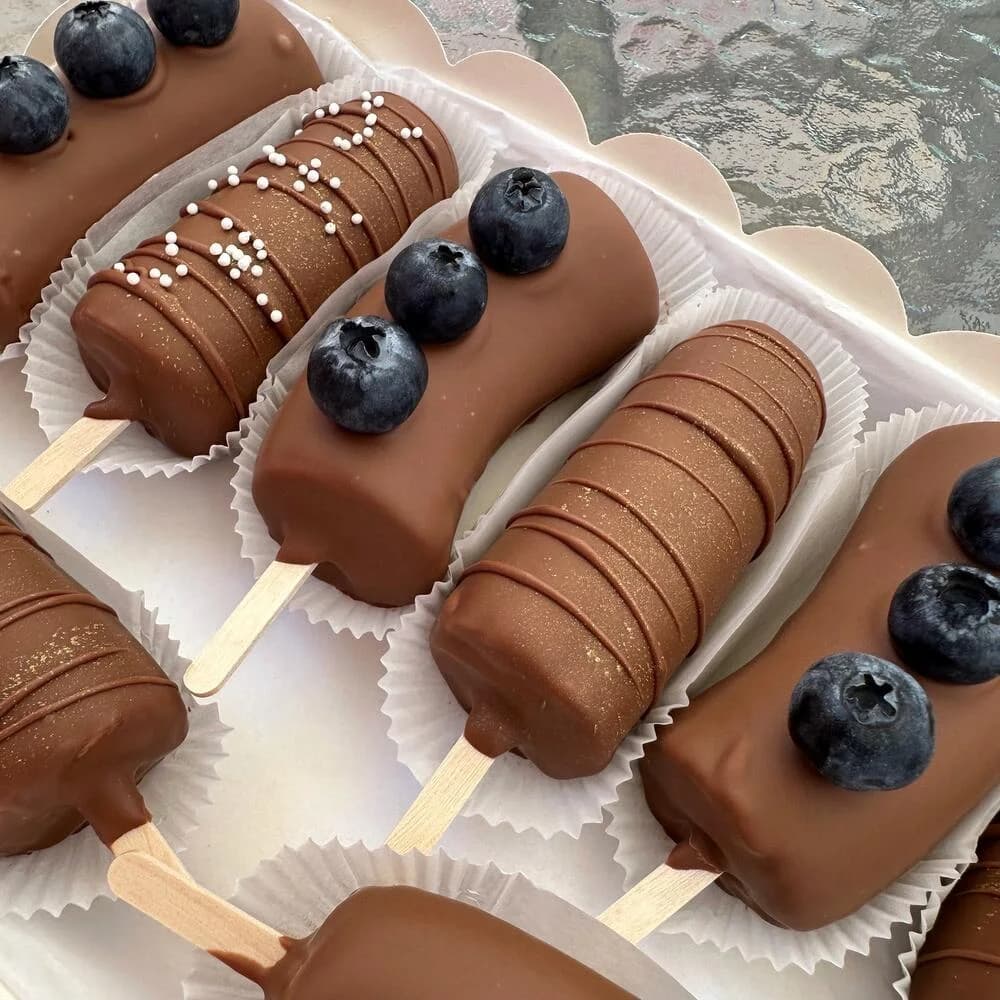 Набор из 8 порций банана в бельгийском шоколаде «Вкусный» - клубника в шоколаде 9 штук в Краснодаре, фото 2