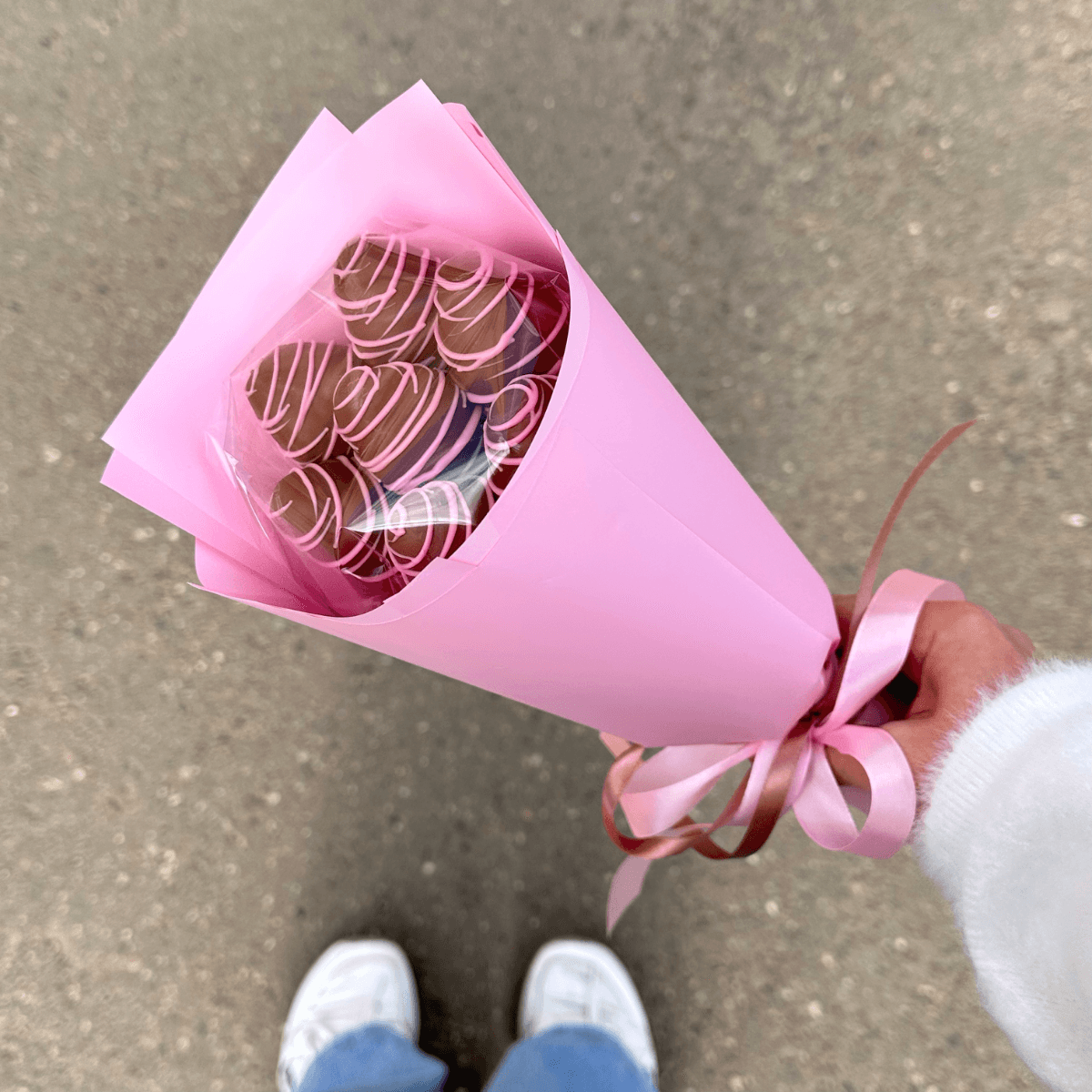 Букет из 7 клубник в бельгийском шоколаде