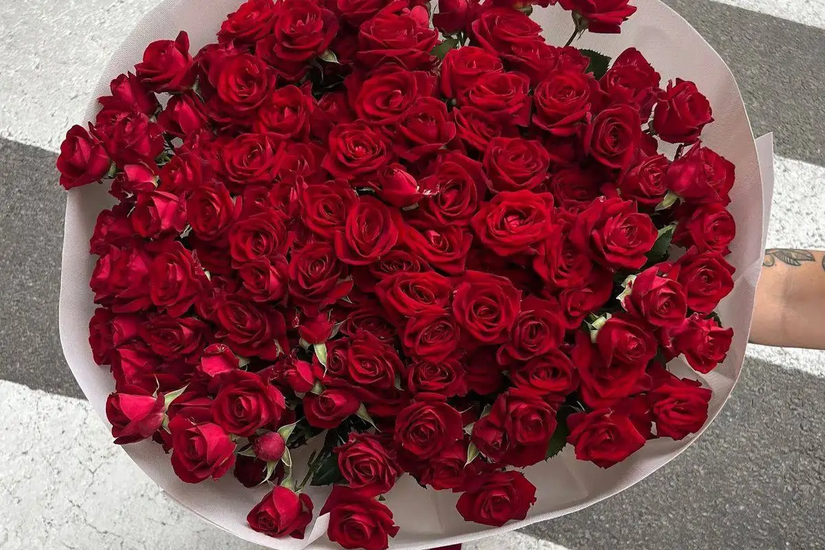 ЦВЕТОЧНЫЕ БУКЕТЫ